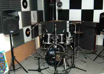 Drum-set-ready-for-recording-small